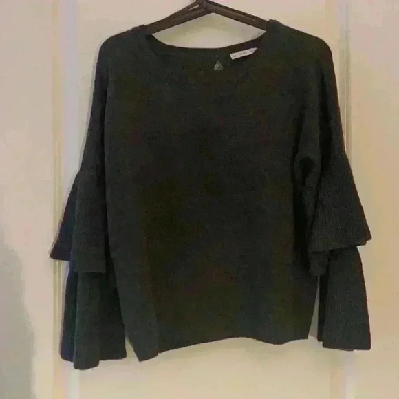Women’s sweater - Like new - S size - Picture 1 of 2